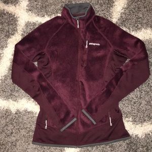 Patagonia Women’s R2 Jacket- Small/Maroon